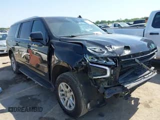 ✅ 2022 Chevrolet Suburban LT • VIN: 1GNSCCKD2NR244468 • Lot: 42239072. Wystawiony na IAAI z przebiegiem 110 872 mil. Bezpłatny archiwum sprzedaży aukcyjnych z USA i szczegółowy raport historii pojazdu na DreamBid. Zdjęcie 1.