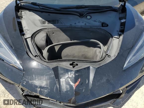 ✅ 2022 Chevrolet Corvette 1LT • VIN: 1G1YA2D49N5103512 • Lot: 54612185. Wystawiony na Copart z przebiegiem 18 479 mil. Bezpłatny archiwum sprzedaży aukcyjnych z USA i szczegółowy raport historii pojazdu na DreamBid. Zdjęcie 10.