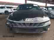 2024 Hyundai Elantra SEL z VIN KMHLM4DG8RU807030, wystawiony jako IAAI lot #43074383 z przebiegiem 27 530 mil mil oraz . Historia ofert i sprzedaży dostępna na DreamBid. Obrazek 12.