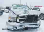 2005 Dodge 3500 SLT z VIN 3D7LS38C45G825555, wystawiony jako IAAI lot #41225480 z przebiegiem 111 757 mil mil oraz . Historia ofert i sprzedaży dostępna na DreamBid. Obrazek 12.