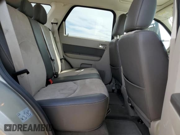 ✅ 2011 Mercury Mariner Premier • VIN: 4M2CN8HG3BKJ06796 • Lot: 66446235. Listed on Copart with 92,834 mi. Free auction sales archive from the USA and detailed vehicle history report at DreamBid. Image 11.