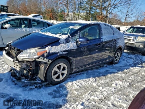 ✅ 2015 Toyota Prius Two • VIN: JTDKN3DU0F0452399 • Лот: 94893005. Опубликован ранее на Copart с пробегом 178 614 миль. Бесплатный доступ к архиву аукционных продаж из США и подробный отчёт об истории автомобиля на DreamBid. Изображение 1.