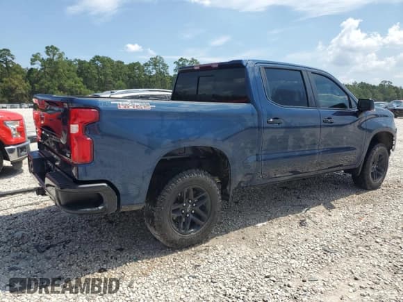 ✅ 2021 Chevrolet Silverado 1500 LT Trail Boss • VIN: 3GCPYFED7MG369901 • Lot: 62122564. Wystawiony na Copart z przebiegiem 38 180 mil. Bezpłatny archiwum sprzedaży aukcyjnych z USA i szczegółowy raport historii pojazdu na DreamBid. Zdjęcie 3.