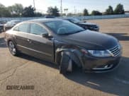 ✅ 2014 Volkswagen CC Executive • VIN: WVWRN7AN3EE509893 • Lot: 72015465. Wystawiony na Copart z przebiegiem 136 804 mil. Bezpłatny archiwum sprzedaży aukcyjnych z USA i szczegółowy raport historii pojazdu na DreamBid. Zdjęcie 4.