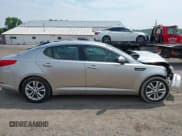 ✅ 2012 Kia Optima EX • VIN: 5XXGN4A72CG035533 • Lot: 42408646. Wystawiony na IAAI z przebiegiem 248 295 mil. Bezpłatny archiwum sprzedaży aukcyjnych z USA i szczegółowy raport historii pojazdu na DreamBid. Zdjęcie 14.