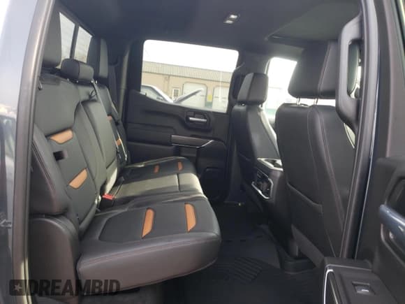 ✅ 2021 GMC Sierra 1500 • VIN: MV1N3887521ND • Лот: 73046833. Опубликован ранее на Copart с пробегом 56 992 миль. Бесплатный доступ к архиву аукционных продаж из США и подробный отчёт об истории автомобиля на DreamBid. Изображение 10.