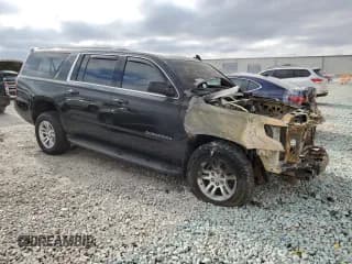 ✅ 2018 Chevrolet Suburban LS • VIN: 1GNSCGKC7JR220613 • Lot: 81006203. Wystawiony na Copart z przebiegiem 98 921 mil. Bezpłatny archiwum sprzedaży aukcyjnych z USA i szczegółowy raport historii pojazdu na DreamBid. Zdjęcie 4.