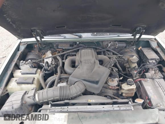 ✅ 2001 Ford Explorer Sport Trac • VIN: 1FMZU67E21UA82075 • Lot: 43336694. Listed on IAAI with Not provided. Free auction sales archive from the USA and detailed vehicle history report at DreamBid. Image 10.