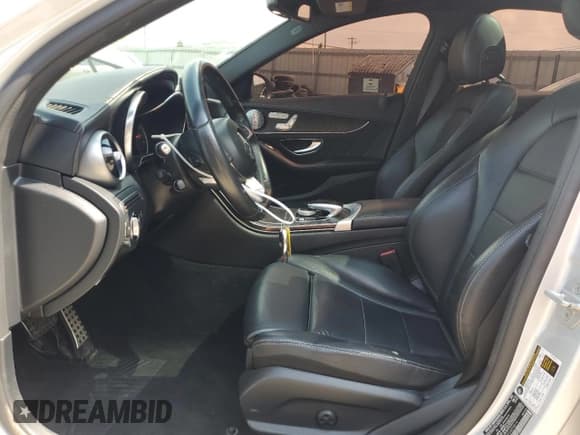 ✅ 2015 Mercedes-Benz C 400 • VIN: 55SWF6GB4FU009814 • Лот: 68894615. Опубликован ранее на Copart с пробегом 144 439 миль. Бесплатный доступ к архиву аукционных продаж из США и подробный отчёт об истории автомобиля на DreamBid. Изображение 7.