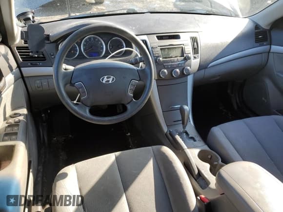 ✅ 2010 Hyundai Sonata GLS • VIN: 5NPET4AC2AH627865 • Лот: 42434955. Опубликован ранее на Copart с пробегом 118 955 миль. Бесплатный доступ к архиву аукционных продаж из США и подробный отчёт об истории автомобиля на DreamBid. Изображение 8.