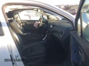 ✅ 2022 Chevrolet Trax LT • VIN: KL7CJPSM4NB525011 • Лот: 43499827. Опубликован ранее на IAAI с пробегом 38 719 миль. Бесплатный доступ к архиву аукционных продаж из США и подробный отчёт об истории автомобиля на DreamBid. Изображение 5.