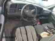 2005 GMC Sierra 1500 Work Truck с VIN 1GTEC14V95Z900651, выставлен на аукционе Copart как лот 79949344 с пробегом 263 520 миль миль и Чистый • Clean title. История ставок и продаж доступна на DreamBid. Изображение 8.