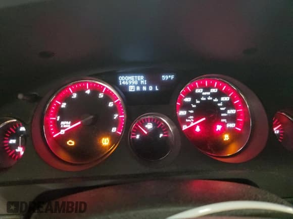 ✅ 2011 GMC Acadia SLE • VIN: 1GKKRPED9BJ312399 • Лот: 90910585. Опубликован ранее на Copart с пробегом 146 998 миль. Бесплатный доступ к архиву аукционных продаж из США и подробный отчёт об истории автомобиля на DreamBid. Изображение 9.