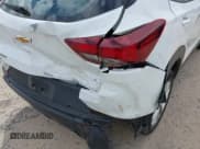 ✅ 2023 Chevrolet TrailBlazer LS • VIN: KL79MMS22PB025334 • Лот: 43361790. Опубликован ранее на IAAI с пробегом 27 024 миль. Бесплатный доступ к архиву аукционных продаж из США и подробный отчёт об истории автомобиля на DreamBid. Изображение 17.