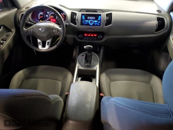 ✅ 2011 Kia Sportage EX • VIN: KNDPCCA29B7076561 • Lot: 81010305. Wystawiony na Copart z przebiegiem 201 570 mil. Bezpłatny archiwum sprzedaży aukcyjnych z USA i szczegółowy raport historii pojazdu na DreamBid. Zdjęcie 8.