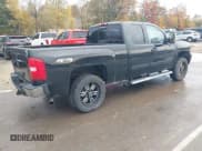 ✅ 2007 Chevrolet Silverado 1500 1LT • VIN: 1GCEK19J97Z560400 • Lot: 43491360. Wystawiony na IAAI z przebiegiem 217 241 mil. Bezpłatny archiwum sprzedaży aukcyjnych z USA i szczegółowy raport historii pojazdu na DreamBid. Zdjęcie 4.