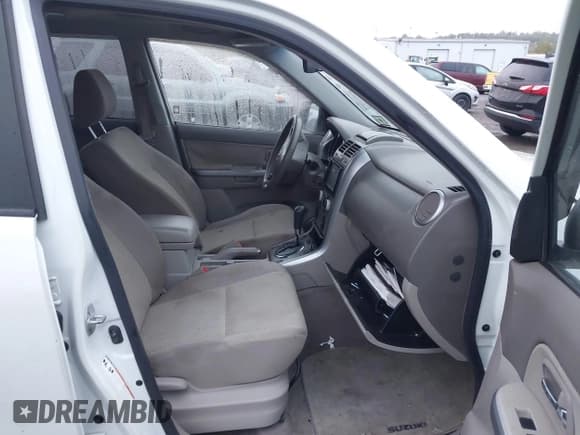 ✅ 2010 Suzuki Grand Vitara XSport • VIN: JS3TE0D41A4100728 • Lot: 43446177. Listed on IAAI with 102,657 mi. Free auction sales archive from the USA and detailed vehicle history report at DreamBid. Image 5.