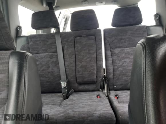 ✅ 2004 Honda CR-V LX • VIN: JHLRD78504C046438 • Лот: 49109115. Опубликован ранее на Copart с пробегом 230 371 миль. Бесплатный доступ к архиву аукционных продаж из США и подробный отчёт об истории автомобиля на DreamBid. Изображение 10.