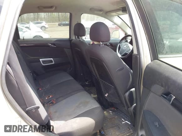 ✅ 2014 Chevrolet Captiva Sport LT • VIN: 3GNAL3EK1ES560043 • Lot: 42049586. Wystawiony na IAAI z przebiegiem 149 268 mil. Bezpłatny archiwum sprzedaży aukcyjnych z USA i szczegółowy raport historii pojazdu na DreamBid. Zdjęcie 8.