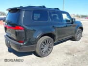 ✅ 2025 Lexus GX 550 Luxury+ • VIN: JTJVBCDX5S5051943 • Лот: 43460201. Опубликован ранее на IAAI с пробегом 6 860 миль. Бесплатный доступ к архиву аукционных продаж из США и подробный отчёт об истории автомобиля на DreamBid. Изображение 4.