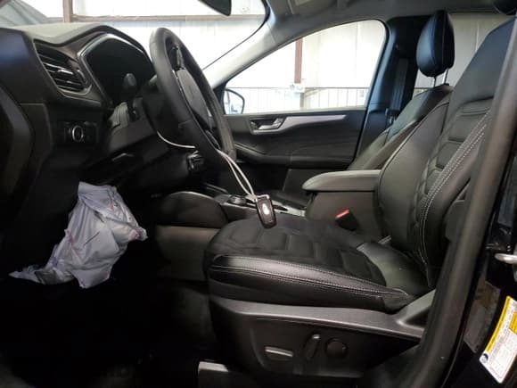 ✅ 2024 Ford Escape Platinum • VIN: 1FMCU9JA0RUB55551 • Lot: 70832175. Listed on Copart with 7,145 mi. Free auction sales archive from the USA and detailed vehicle history report at DreamBid. Image 7.