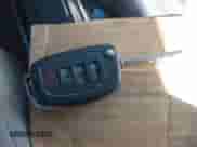 2015 Hyundai Santa Fe z VIN 5XYZTDLBXFG266793, wystawiony jako IAAI lot #43588575 z przebiegiem 129 838 mil mil oraz . Historia ofert i sprzedaży dostępna na DreamBid. Obrazek 11.