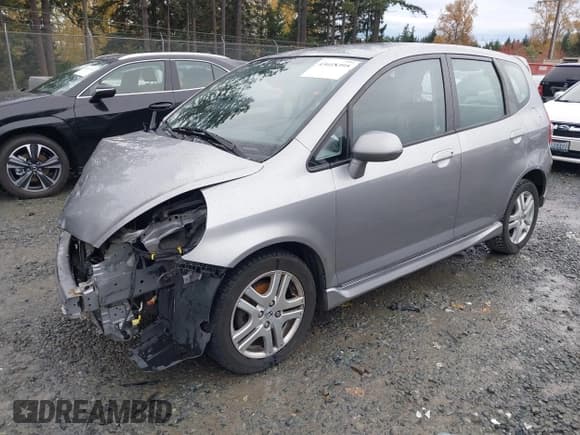 ✅ 2007 Honda Fit Sport • VIN: JHMGD38607S031775 • Lot: 43618395. Listed on IAAI with 93,680 mi. Free auction sales archive from the USA and detailed vehicle history report at DreamBid. Image 18.