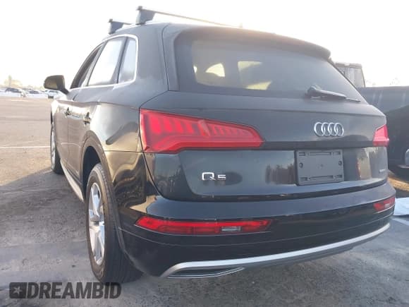✅ 2019 Audi Q5 Premium • VIN: WA1ANAFY2K2038811 • Лот: 40983716. Опубликован ранее на IAAI с пробегом 25 380 миль. Бесплатный доступ к архиву аукционных продаж из США и подробный отчёт об истории автомобиля на DreamBid. Изображение 3.