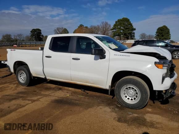 2022 Chevrolet Silverado 1500 Work Truck z VIN 3GCUDAED2NG618754, wystawiony jako Copart lot #36819454 z przebiegiem 29 794 mil mil oraz Szkoda całkowita • Salvage title. Historia ofert i sprzedaży dostępna na DreamBid. Obrazek 4.