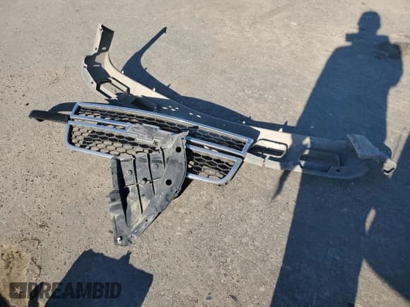 ✅ 2007 Chevrolet Silverado 1500 LT1 • VIN: 1GCEC19V47Z119872 • Лот: 42393925. Опубликован ранее на Copart с пробегом 215 017 миль. Бесплатный доступ к архиву аукционных продаж из США и подробный отчёт об истории автомобиля на DreamBid. Изображение 14.