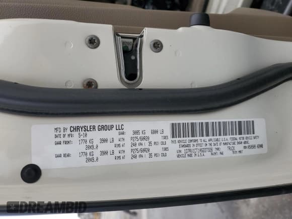 ✅ 2010 Dodge 1500 SLT • VIN: 1D7RV1CT1AS227326 • Lot: 44240065. Wystawiony na Copart z przebiegiem Nie podano. Bezpłatny archiwum sprzedaży aukcyjnych z USA i szczegółowy raport historii pojazdu na DreamBid. Zdjęcie 13.