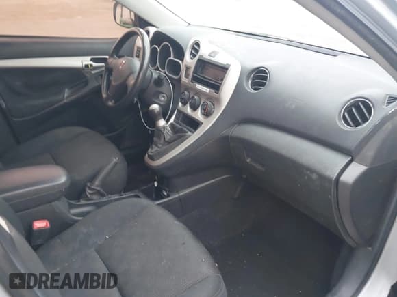 ✅ 2009 Pontiac Vibe 1SA • VIN: 5Y2SL67899Z442931 • Lot: 43850750. Listed on IAAI with 172,118 mi. Free auction sales archive from the USA and detailed vehicle history report at DreamBid. Image 5.