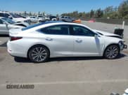 ✅ 2021 Lexus ES 350 • VIN: 58ADZ1B11MU095576 • Lot: 42897038. Listed on IAAI with Not provided. Free auction sales archive from the USA and detailed vehicle history report at DreamBid. Image 13.