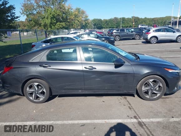 ✅ 2022 Hyundai Elantra Limited • VIN: 5NPLP4AG8NH073512 • Лот: 43352562. Опубликован ранее на IAAI с пробегом 90 696 миль. Бесплатный доступ к архиву аукционных продаж из США и подробный отчёт об истории автомобиля на DreamBid. Изображение 13.