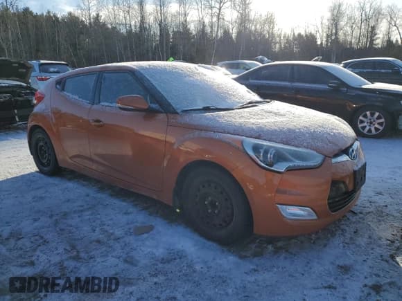 ✅ 2016 Hyundai Veloster • VIN: KMHTC6AD9GU254183 • Lot: 86990394. Wystawiony na Copart z przebiegiem Nie podano. Bezpłatny archiwum sprzedaży aukcyjnych z USA i szczegółowy raport historii pojazdu na DreamBid. Zdjęcie 4.
