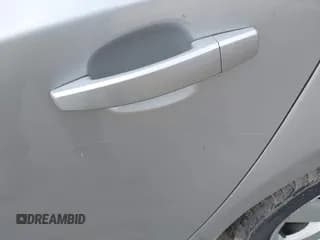 ✅ 2016 Chevrolet Cruze LT • VIN: 1G1PE5SB0G7199864 • Lot: 43519082. Listed on IAAI with 108,947 mi. Free auction sales archive from the USA and detailed vehicle history report at DreamBid. Image 6.