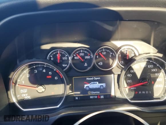 ✅ 2020 Chevrolet Silverado 1500 RST • VIN: 1GCUYEED1LZ277338 • Lot: 82758465. Listed on Copart with 98,118 mi. Free auction sales archive from the USA and detailed vehicle history report at DreamBid. Image 9.