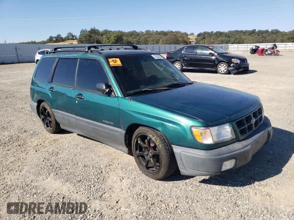 ✅ 1998 Subaru Forester L • VIN: JF1SF6359WG705998 • Lot: 70303674. Wystawiony na Copart z przebiegiem Nie podano. Bezpłatny archiwum sprzedaży aukcyjnych z USA i szczegółowy raport historii pojazdu na DreamBid. Zdjęcie 4.