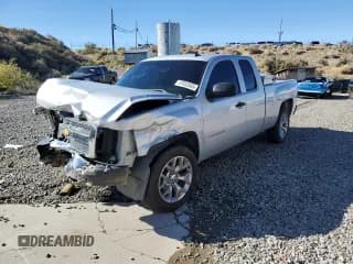 ✅ 2013 Chevrolet Silverado 1500 LT • VIN: 1GCRCSE04DZ108285 • Lot: 87053535. Listed on Copart with 204,832 mi. Free auction sales archive from the USA and detailed vehicle history report at DreamBid. Image 1.