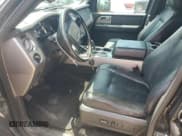 ✅ 2013 Ford Expedition Limited • VIN: 1FMJU1K54DEF66416 • Lot: 67096305. Wystawiony na Copart z przebiegiem 195 692 mil. Bezpłatny archiwum sprzedaży aukcyjnych z USA i szczegółowy raport historii pojazdu na DreamBid. Zdjęcie 7.