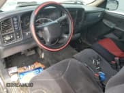 ✅ 2000 GMC Sierra 1500 SLE • VIN: 1GTEK14TXYZ181805 • Лот: 57353695. Опубликован ранее на Copart с пробегом 306 163 миль. Бесплатный доступ к архиву аукционных продаж из США и подробный отчёт об истории автомобиля на DreamBid. Изображение 8.