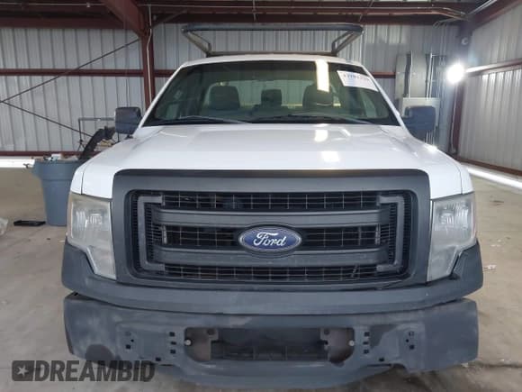 ✅ 2013 Ford F-150 XL • VIN: 1FTMF1CM3DKE88360 • Lot: 43791329. Wystawiony na IAAI z przebiegiem 194 507 mil. Bezpłatny archiwum sprzedaży aukcyjnych z USA i szczegółowy raport historii pojazdu na DreamBid. Zdjęcie 12.