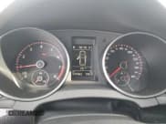 ✅ 2013 Volkswagen Golf GTI Wolfsburg Edition • VIN: WVWHV7AJXDW128608 • Lot: 51327895. Wystawiony na Copart z przebiegiem 137 962 mil. Bezpłatny archiwum sprzedaży aukcyjnych z USA i szczegółowy raport historii pojazdu na DreamBid. Zdjęcie 9.