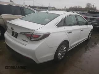 ✅ 2017 Hyundai Sonata SE • VIN: KMHE24L17HA058006 • Лот: 45182313. Опубликован ранее на Copart с пробегом 109 690 миль. Бесплатный доступ к архиву аукционных продаж из США и подробный отчёт об истории автомобиля на DreamBid. Изображение 3.