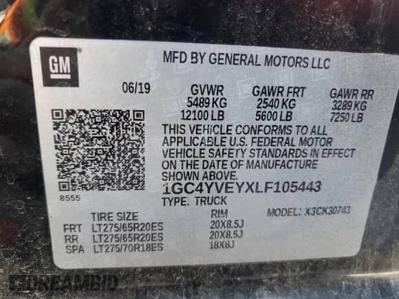 2020 Chevrolet Silverado 3500HD High Country z VIN 1GC4YVEYXLF105443, wystawiony jako Copart lot #52015675 z przebiegiem 73 070 mil mil oraz Szkoda całkowita • Salvage title. Historia ofert i sprzedaży dostępna na DreamBid. Obrazek 12.
