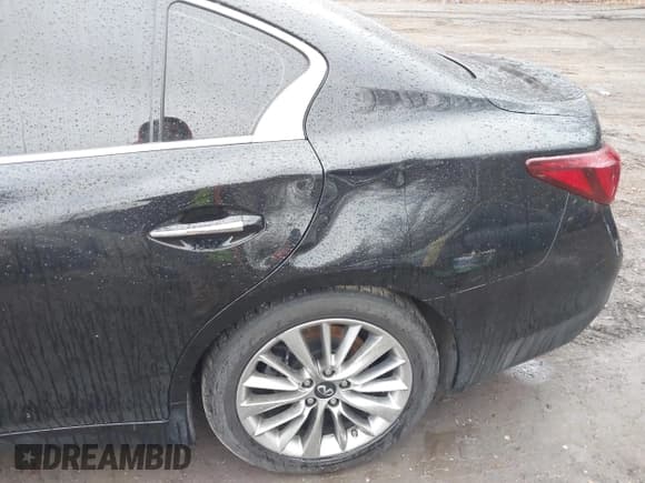 ✅ 2021 Infiniti Q50 Luxe • VIN: JN1EV7BP3MM707072 • Lot: 41685233. Listed on IAAI with 66,160 mi. Free auction sales archive from the USA and detailed vehicle history report at DreamBid. Image 6.