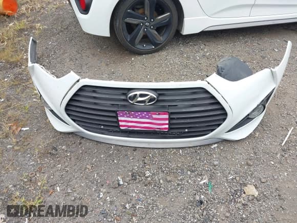 ✅ 2013 Hyundai Veloster Turbo • VIN: KMHTC6AE9DU149325 • Lot: 42869183. Wystawiony na IAAI z przebiegiem 66 902 mil. Bezpłatny archiwum sprzedaży aukcyjnych z USA i szczegółowy raport historii pojazdu na DreamBid. Zdjęcie 12.