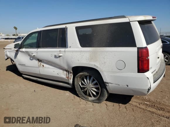 ✅ 2015 Chevrolet Suburban LT • VIN: 1GNSCJKC3FR585391 • Lot: 51348045. Wystawiony na Copart z przebiegiem Nie podano. Bezpłatny archiwum sprzedaży aukcyjnych z USA i szczegółowy raport historii pojazdu na DreamBid. Zdjęcie 2.