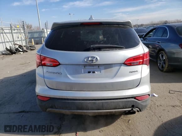 ✅ 2016 Hyundai Santa Fe • VIN: 5XYZT3LB8GG318465 • Лот: 42558083. Опубликован ранее на Copart с пробегом 135 912 миль. Бесплатный доступ к архиву аукционных продаж из США и подробный отчёт об истории автомобиля на DreamBid. Изображение 6.