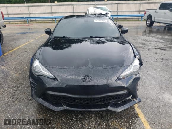 ✅ 2020 Toyota 86 • VIN: JF1ZNAA18L9753478 • Lot: 61307415. Listed on Copart with 35,618 mi. Free auction sales archive from the USA and detailed vehicle history report at DreamBid. Image 5.